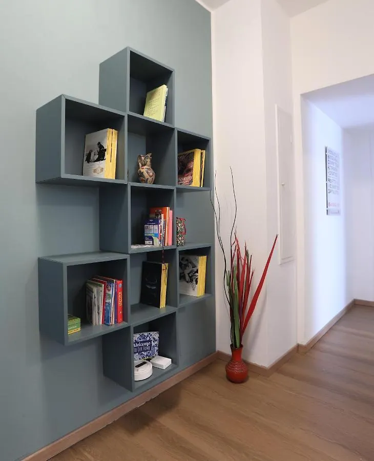 Apartment Garden Home Procaccini Milan