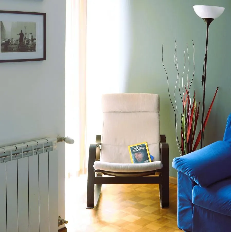 Apartment Garden Home Procaccini Milan