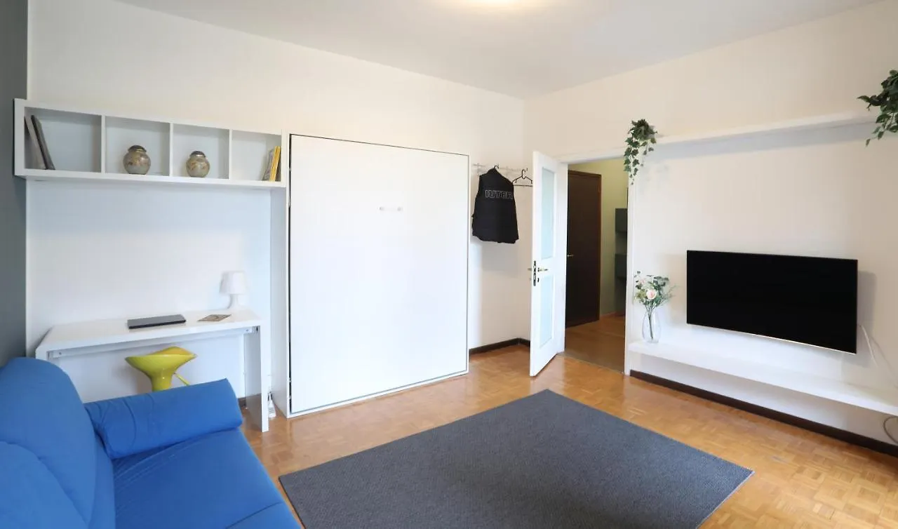 Garden Home Procaccini Milan Apartment